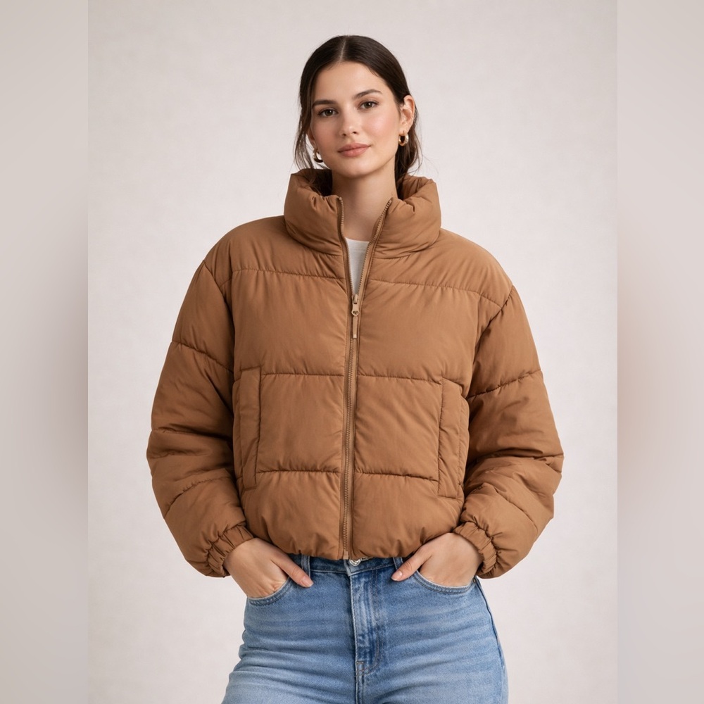 Brown Cropped Puffer Jacket – Forever 21 – Size L